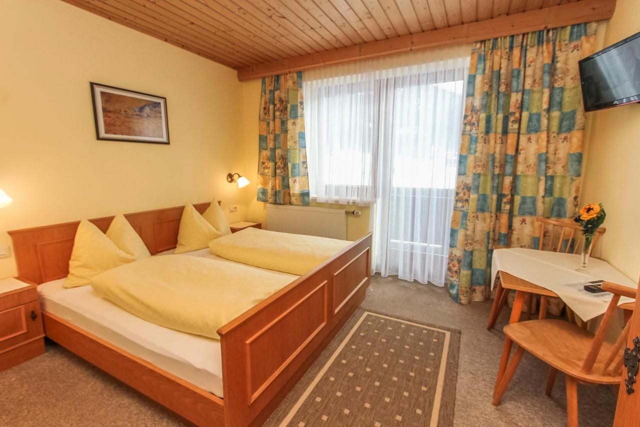 Schneiderbauer Bed and Breakfast Waidring Buitenkant foto