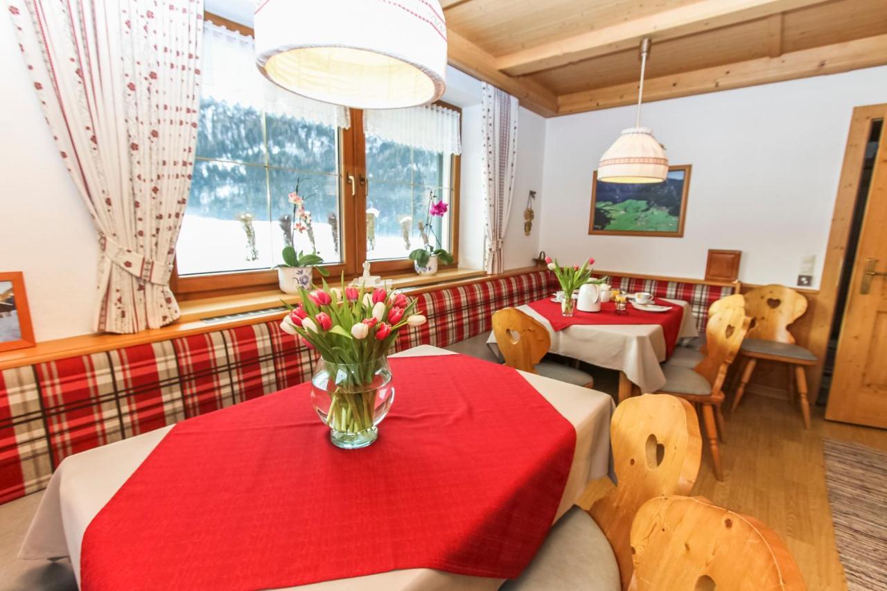 Schneiderbauer Bed and Breakfast Waidring Buitenkant foto
